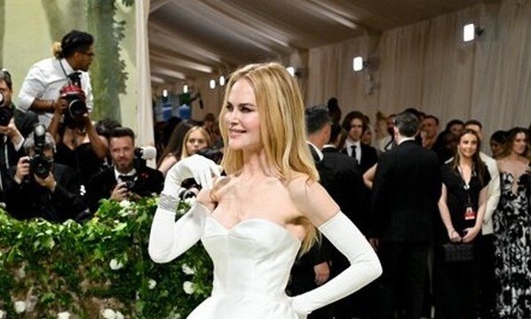 Nicole Kidman wears a Flamenco to the Met Gala